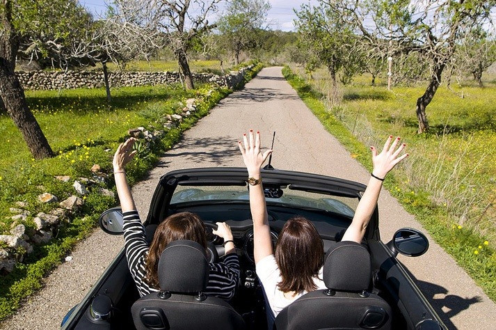 Convertible car hire in Ibiza with Moto Luis