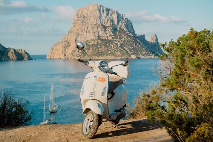 Vespa Ibiza Apertura scooter for hire at Moto Luis Ibiza