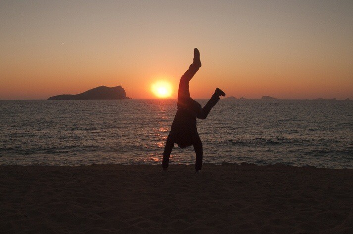 M puesta de sol — Moto Luis Ibiza