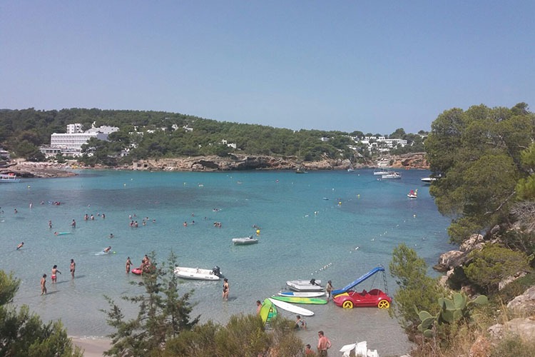 portinatx zona turistica norte de ibiza